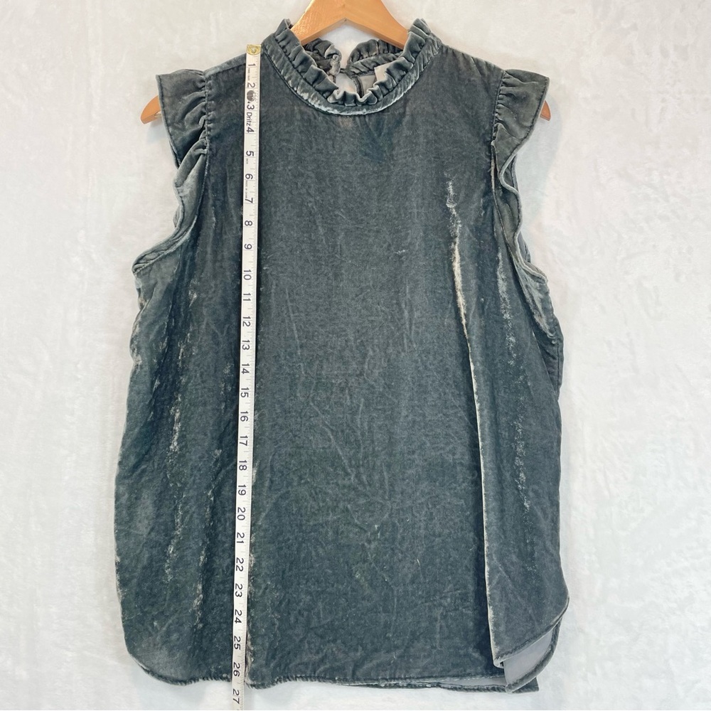 Loft Velvet Top Ruffle Flutter Mock Neck Shell Shirt Medium - Picture 7 of 9